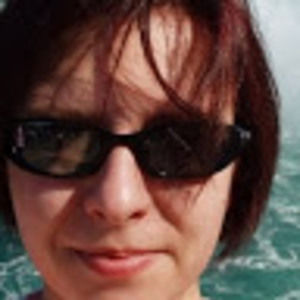 Meet your Posher, Genevieve